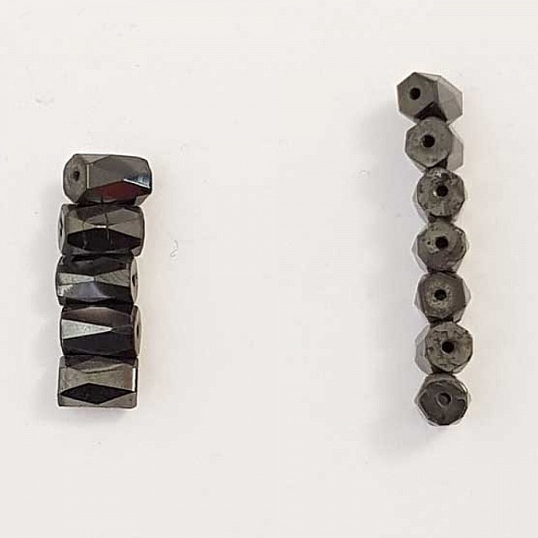 10 Perles H&eacute;matite Magn&eacute;tiques Cylindre Facett&eacute; 6 x 8 mm N&deg;01