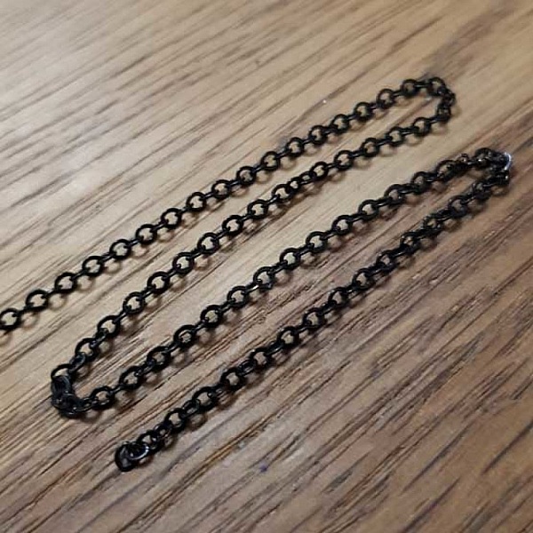 1.75 M de chaine Noir N&deg;06 3 x 2 mm