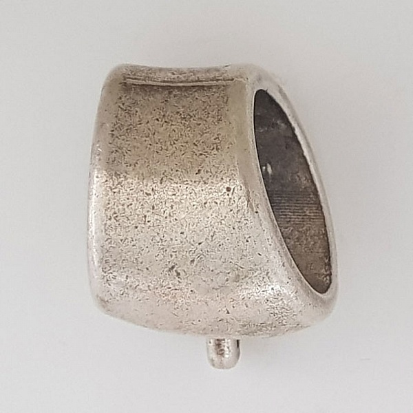 1 halsduksslinga nr 62