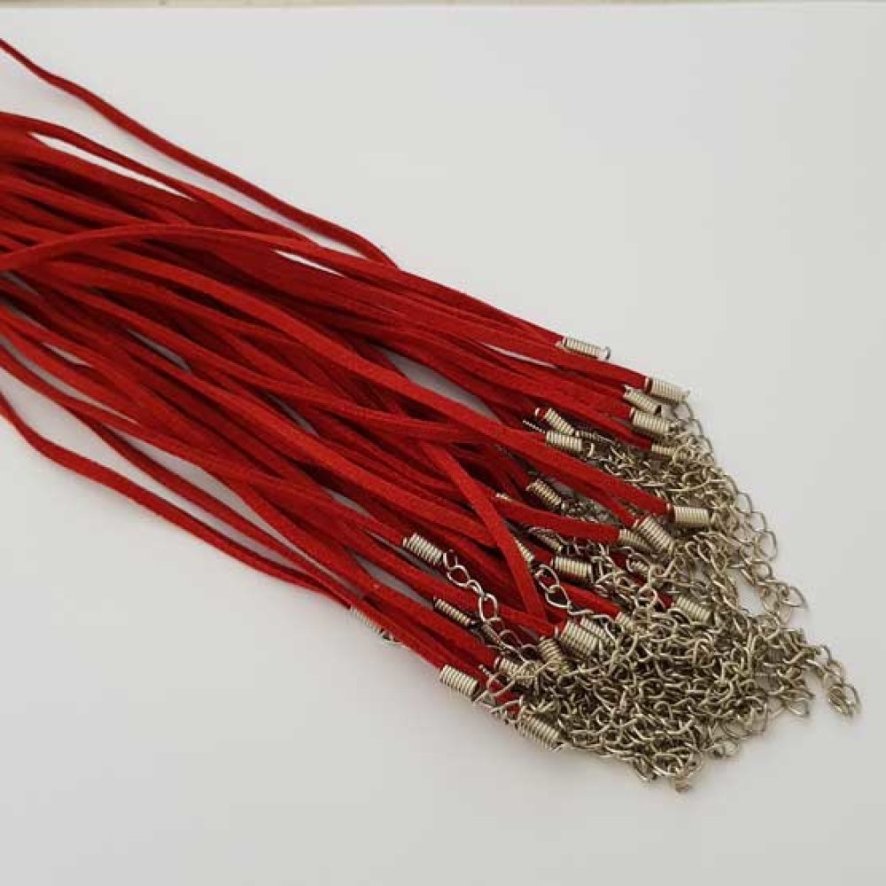 1 röd mocka choker 51 cm med karbinlås