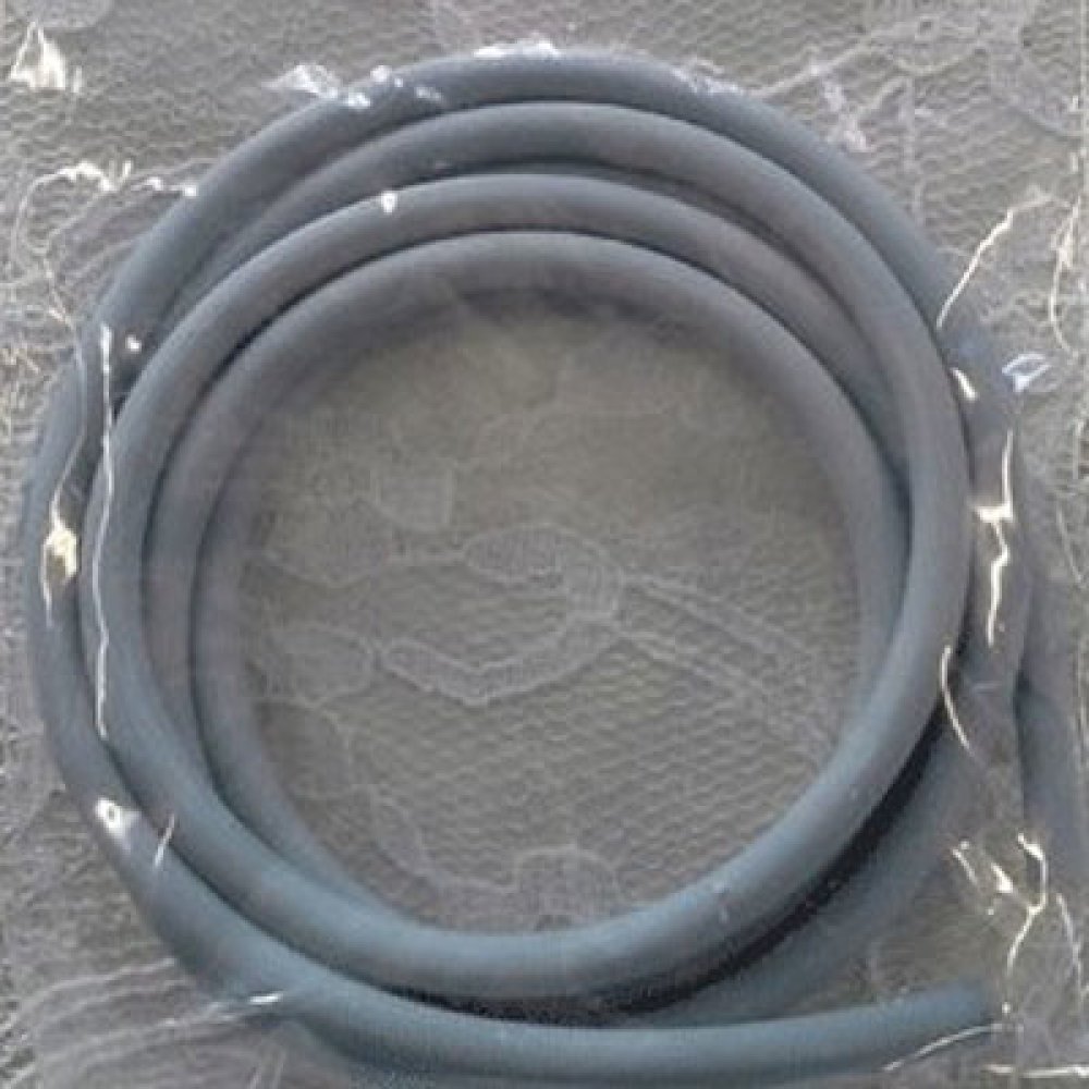 1 meter Pvc-hålsnöre 4 mm mörkgrå Pastell