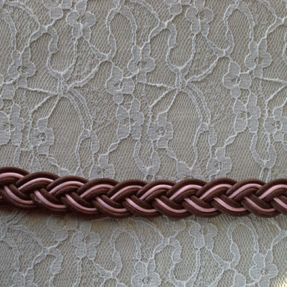 1 meter flätad vaxad fläta 20 mm N°01