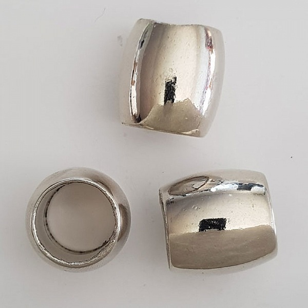 CCB halsbandsringar stort h&aring;l nr 48 x 2