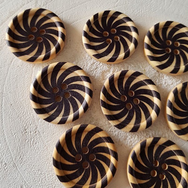 Tr&auml;knopp blommor 30 mm N&deg;16 x 10 stycken