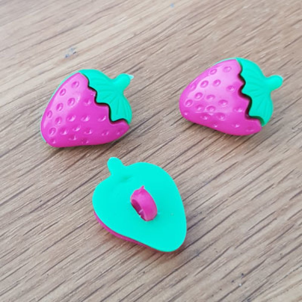 Fancy knappar, barn, bebisar Jordgubbsmönster N°04 grönt och fushia