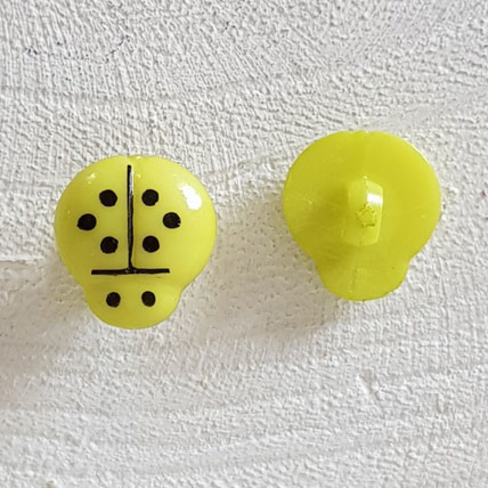 Knapparna, barn, bebisar Ladybird mönster N°01-05 Ljusgrön