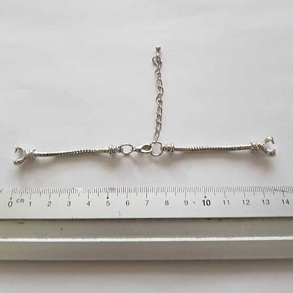 Europeisk stil klocka Dial kedja armband med karbinl&aring;s 6 X 7.5 Cm