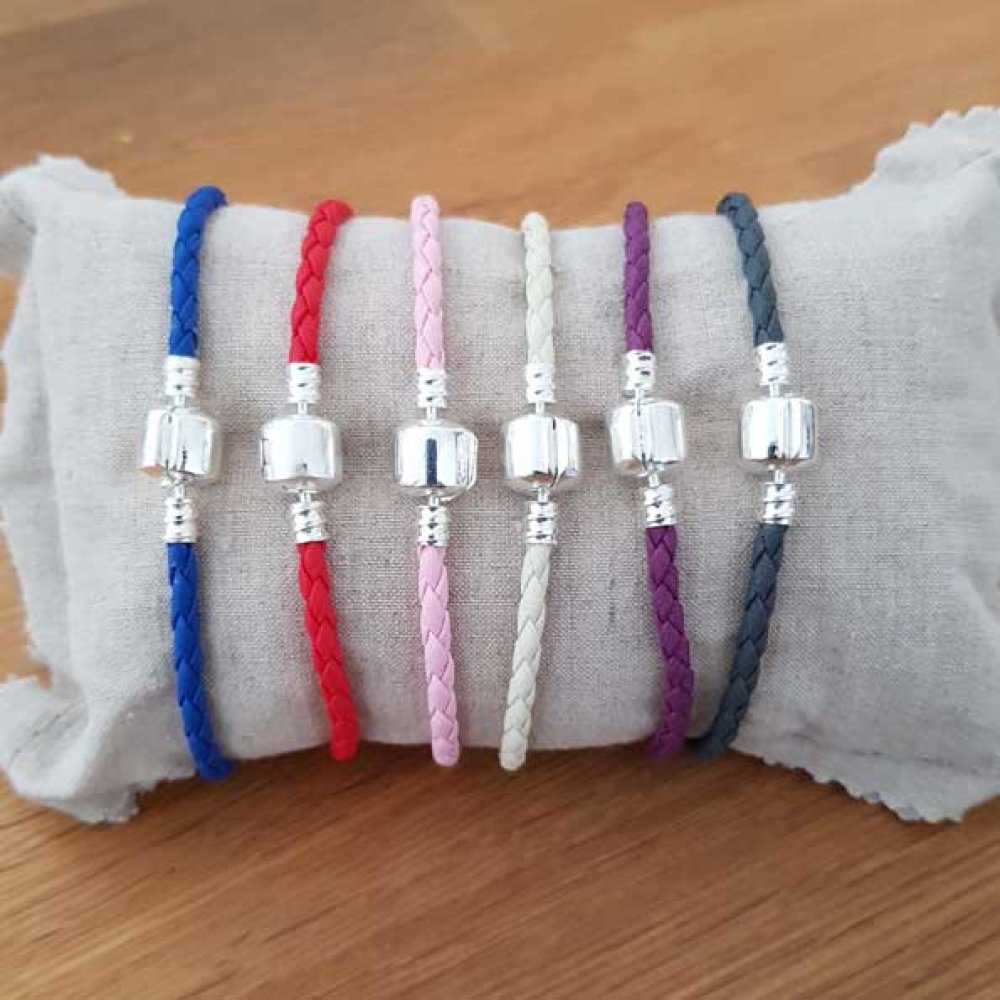 European Clip Armband Plain 01 FRÅN 15 TILL 23 CM Grå