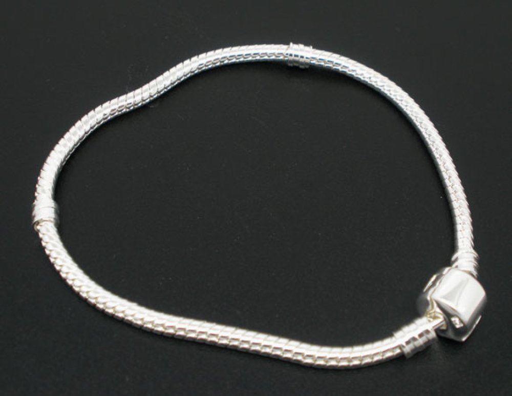 European Clip Armband 21 cm Slät lås Silverpläterat 925