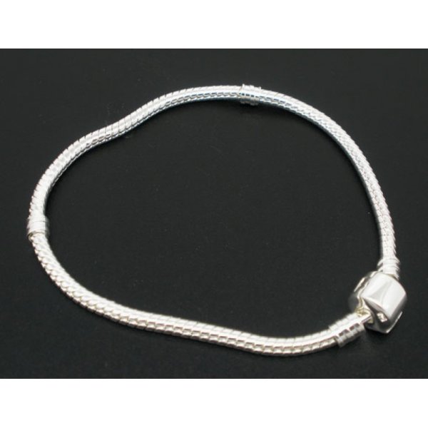 European Clip Armband 21 cm Slät lås Silverpläterat 925