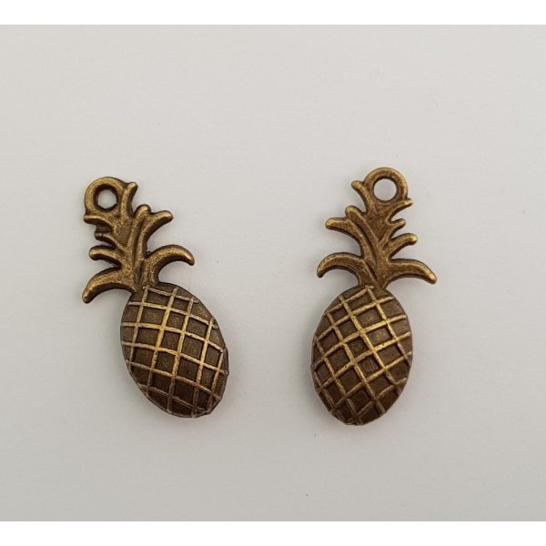 Ananas charm N&deg;01