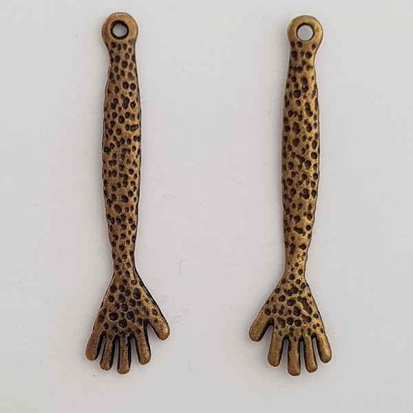 Arm Charm N&deg;03 "arm och hand" x 2 stycken