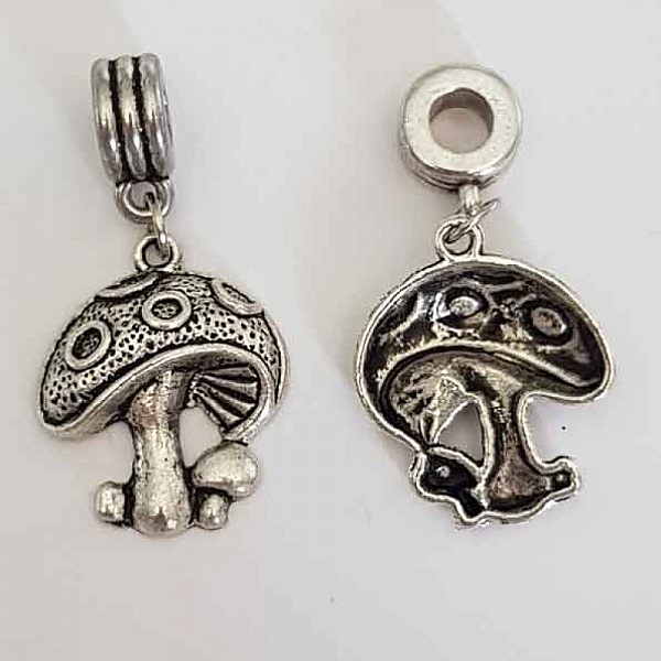 Svamp charm N&deg;01