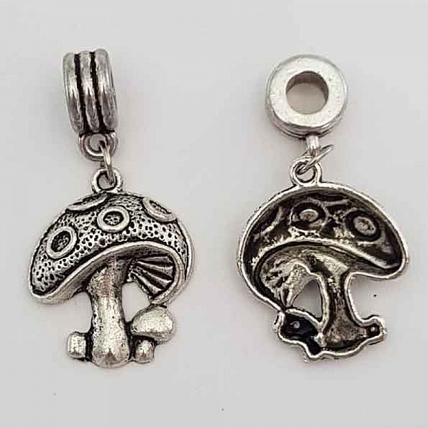 Svamp charm N&deg;01