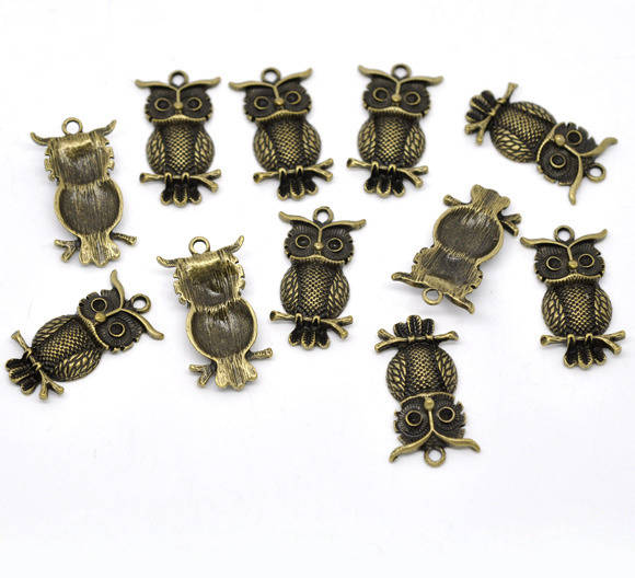 Uggla charm N°01 