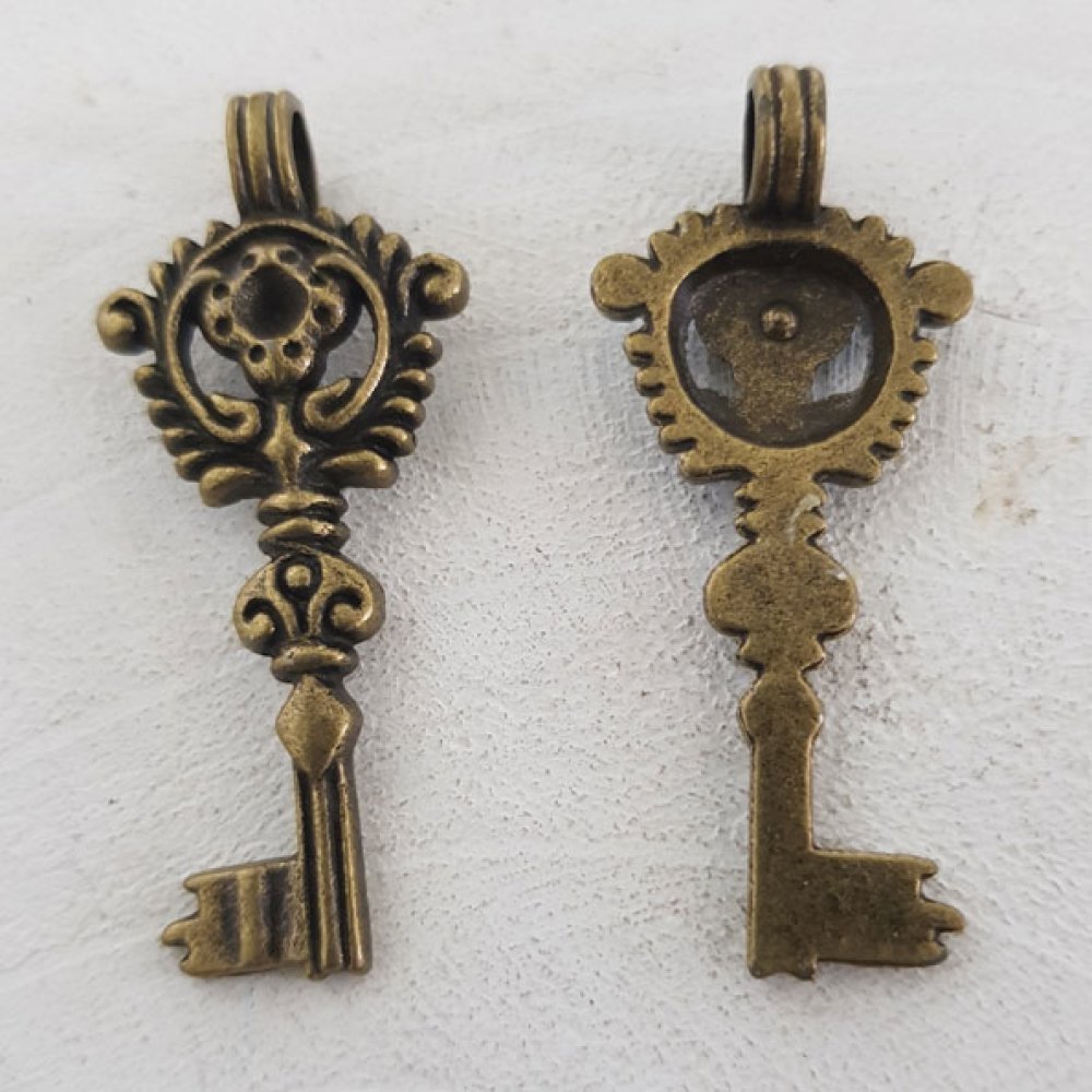 Nyckel charm N°11 brons