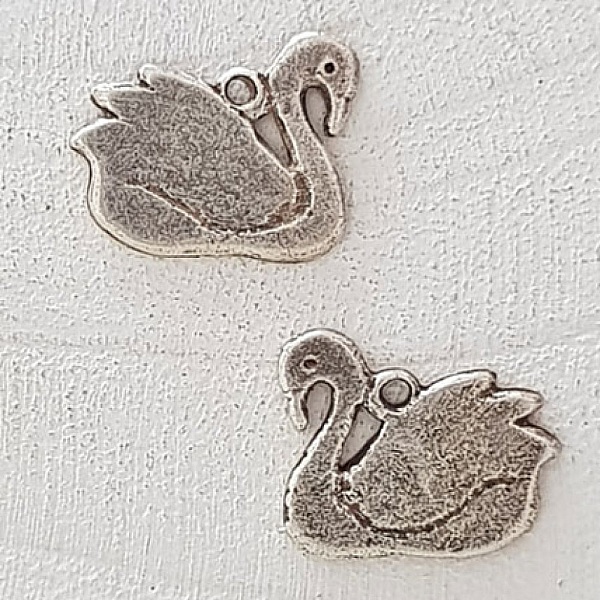 Swan Charm i silvermetall-01 Swan Pendant