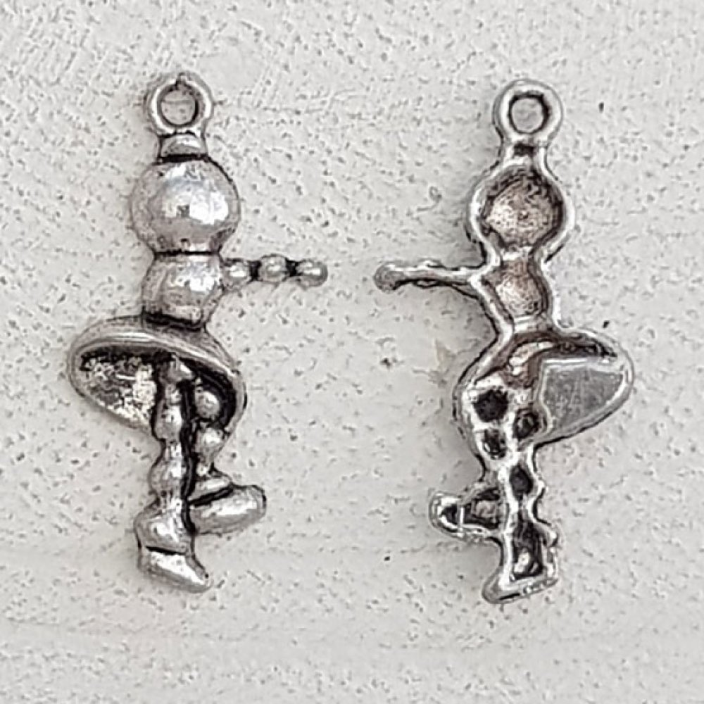 Barnets charm N°60 flicka