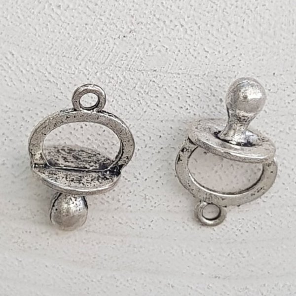 Barnets charm N&deg;70 dummy