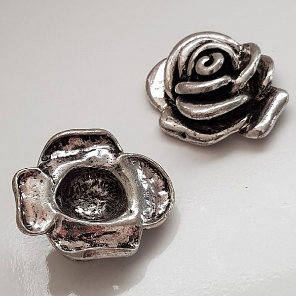 Charm blomma metall N&deg;018 silver