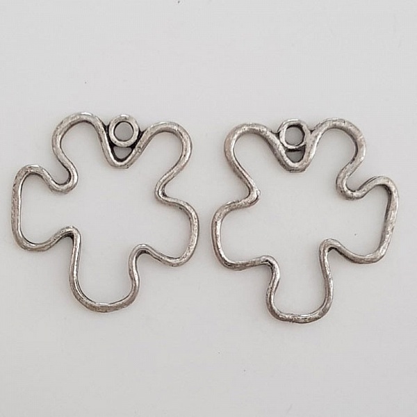 Flower charm Metal N&deg;023 Silver