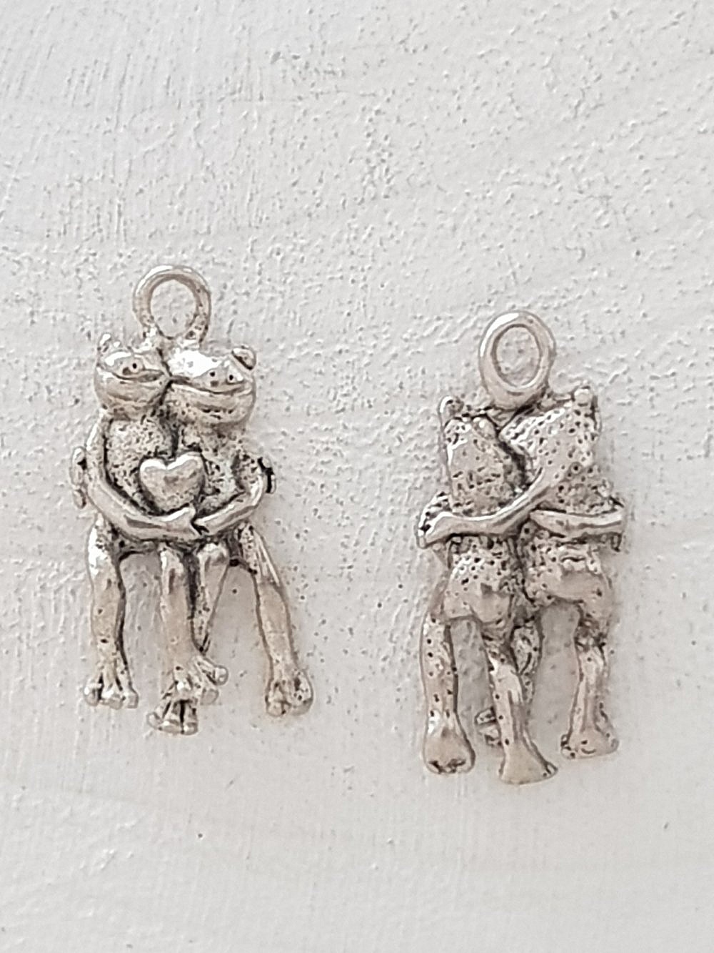 Groda charm N&deg;07