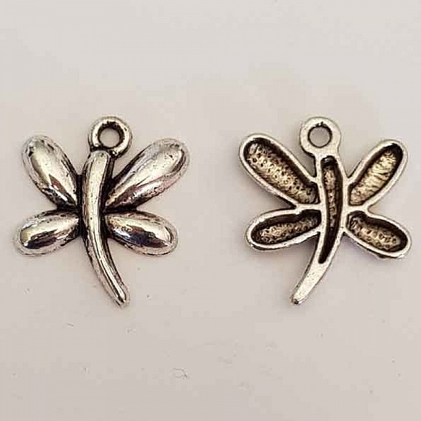 Dragonfly charm N&deg;01