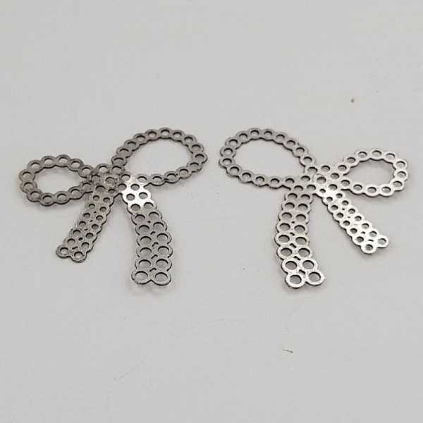 Silver Bow Tie Charm N&deg;24 Metal Bow Tie Charm