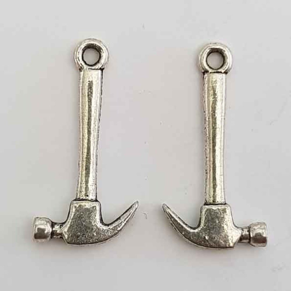 Tool Charm Hammer i silverpläterad metall