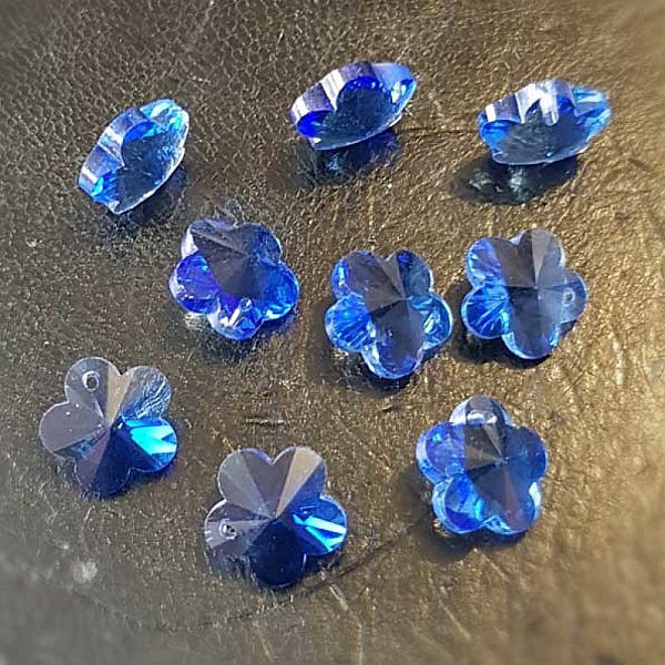 Blomma h&auml;nge av facetterat glas N&deg;04-03