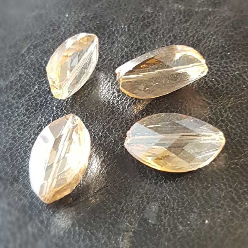 Pendel i facetterat glas N°03-01