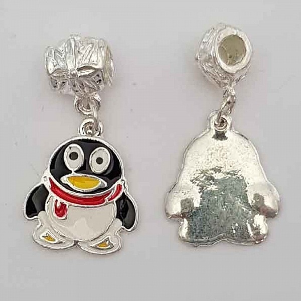 Penguin charm N&deg;01