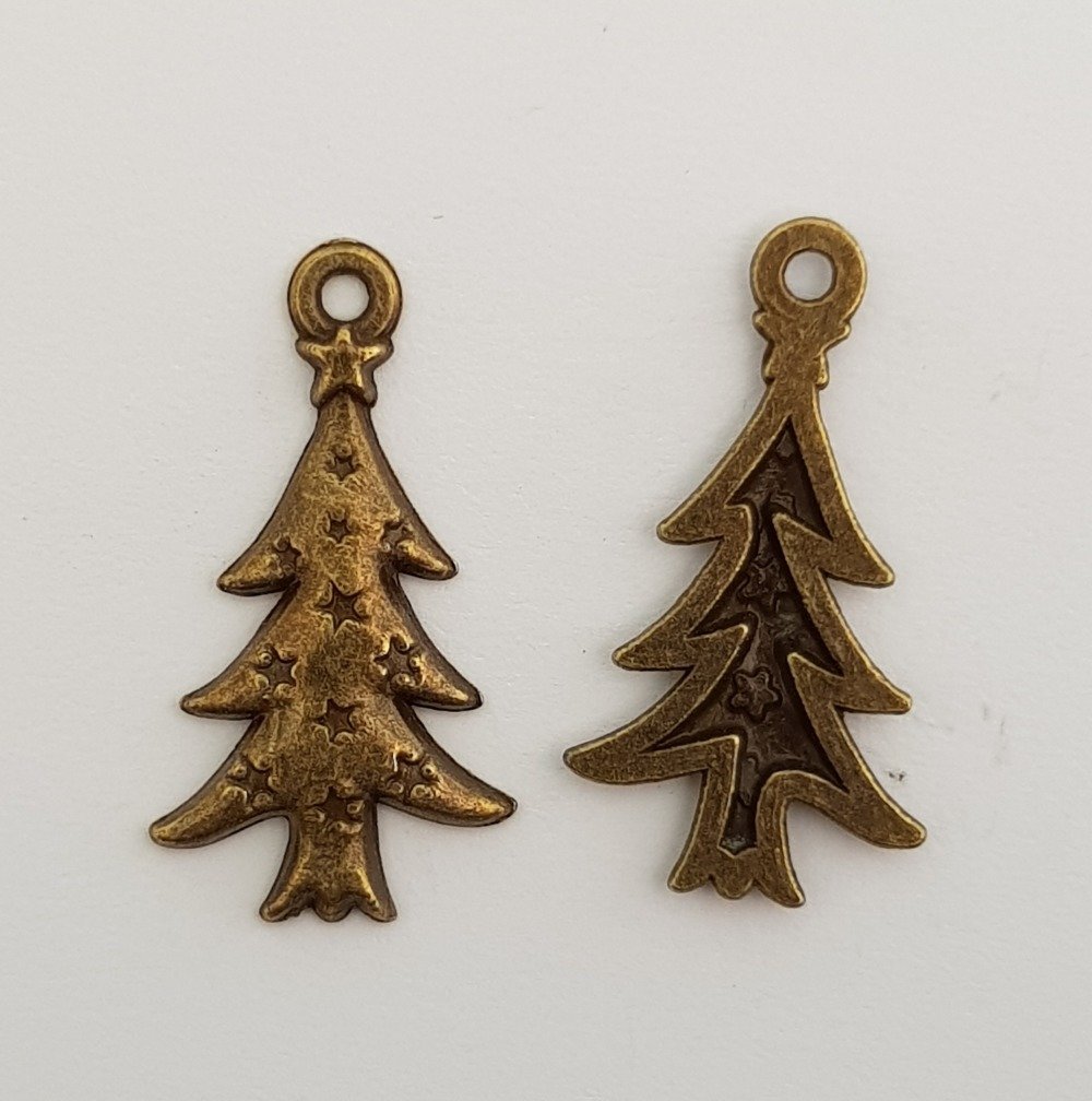 Gran träd charm N°01