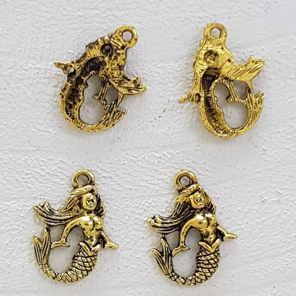Sjöjungfru charm guld