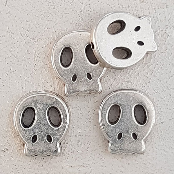 Skull och korsben charm N&deg;11