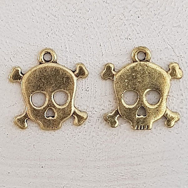 Skull och korsben charm N&deg;14