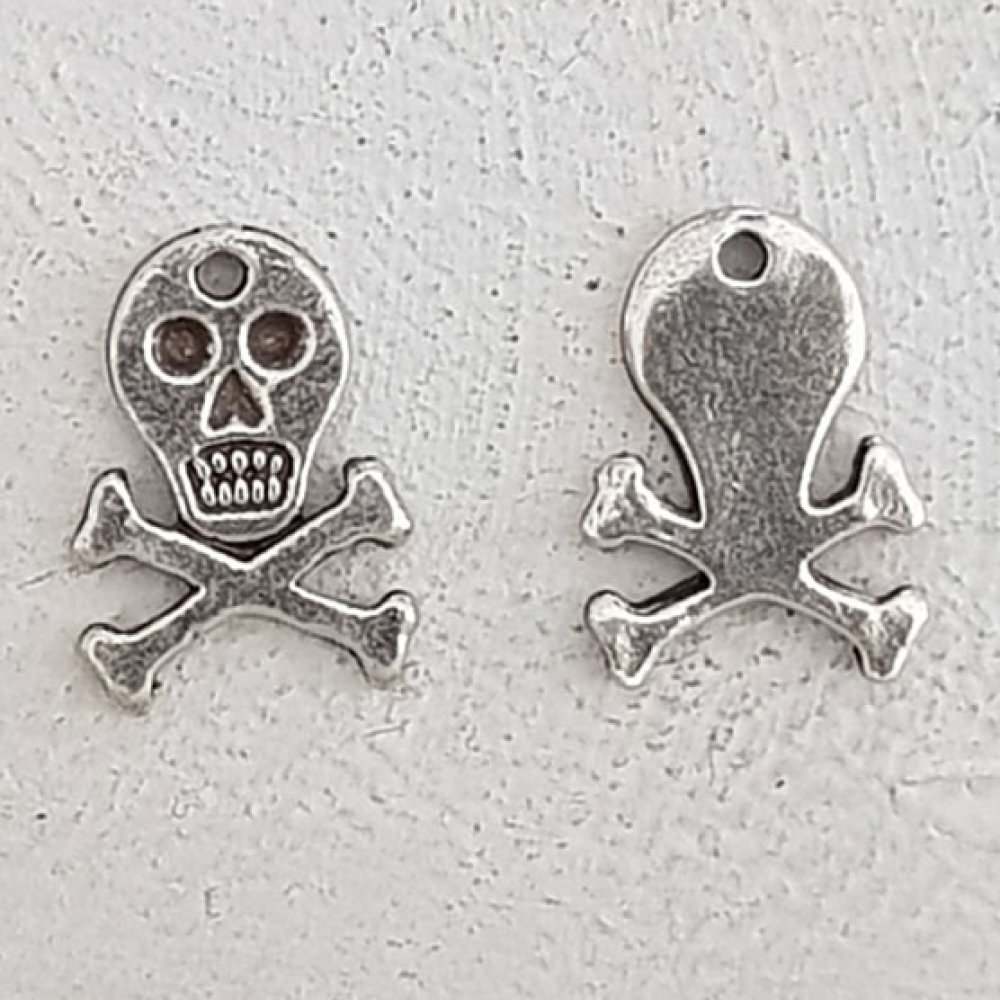 Skull och korsben charm N°18
