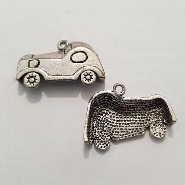 Breloque Voiture N&deg;01-01