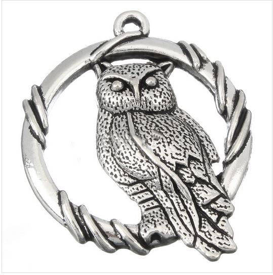 Uggla charm N°02 Uggla hängande 