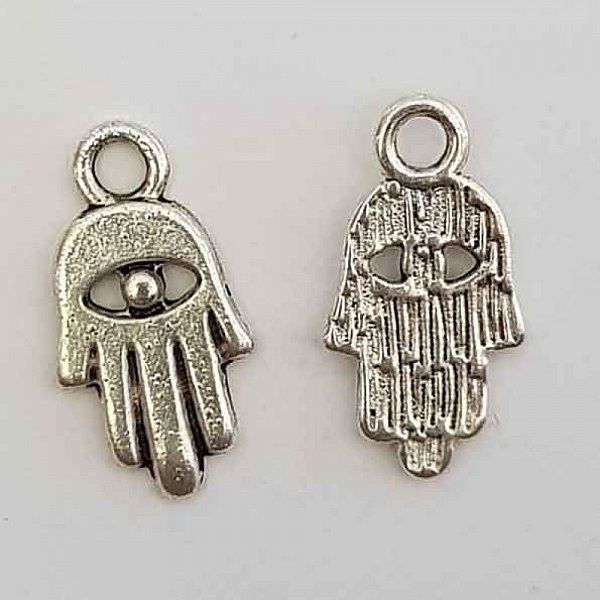 Hamsa hand charm N&deg;01