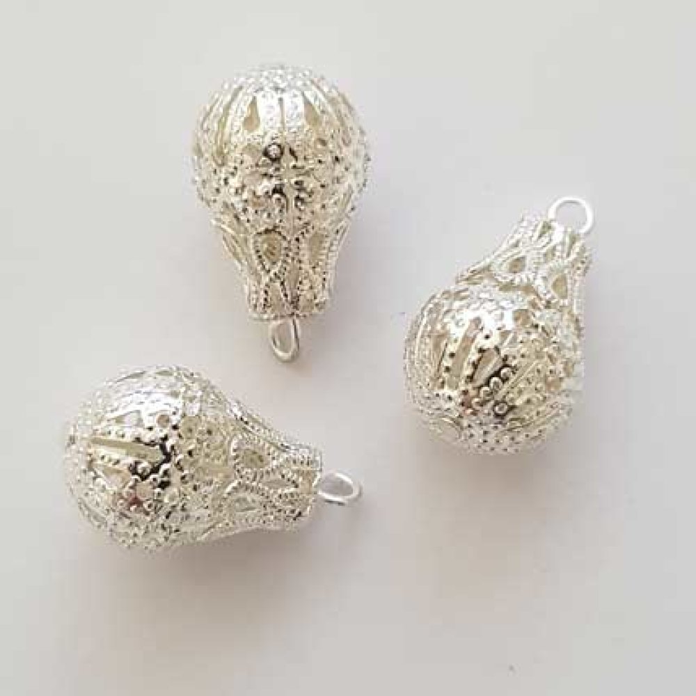 Silver genombruten droppe charm N°02-01