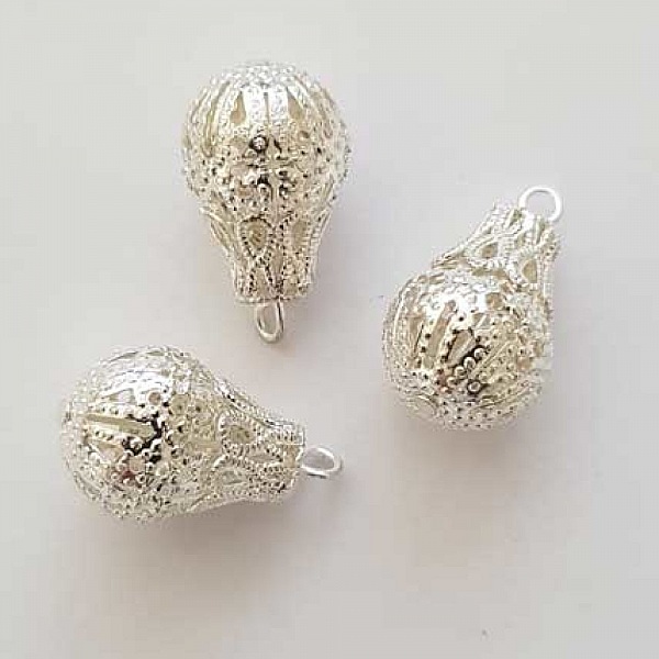 Silver genombruten droppe charm N&deg;02-01