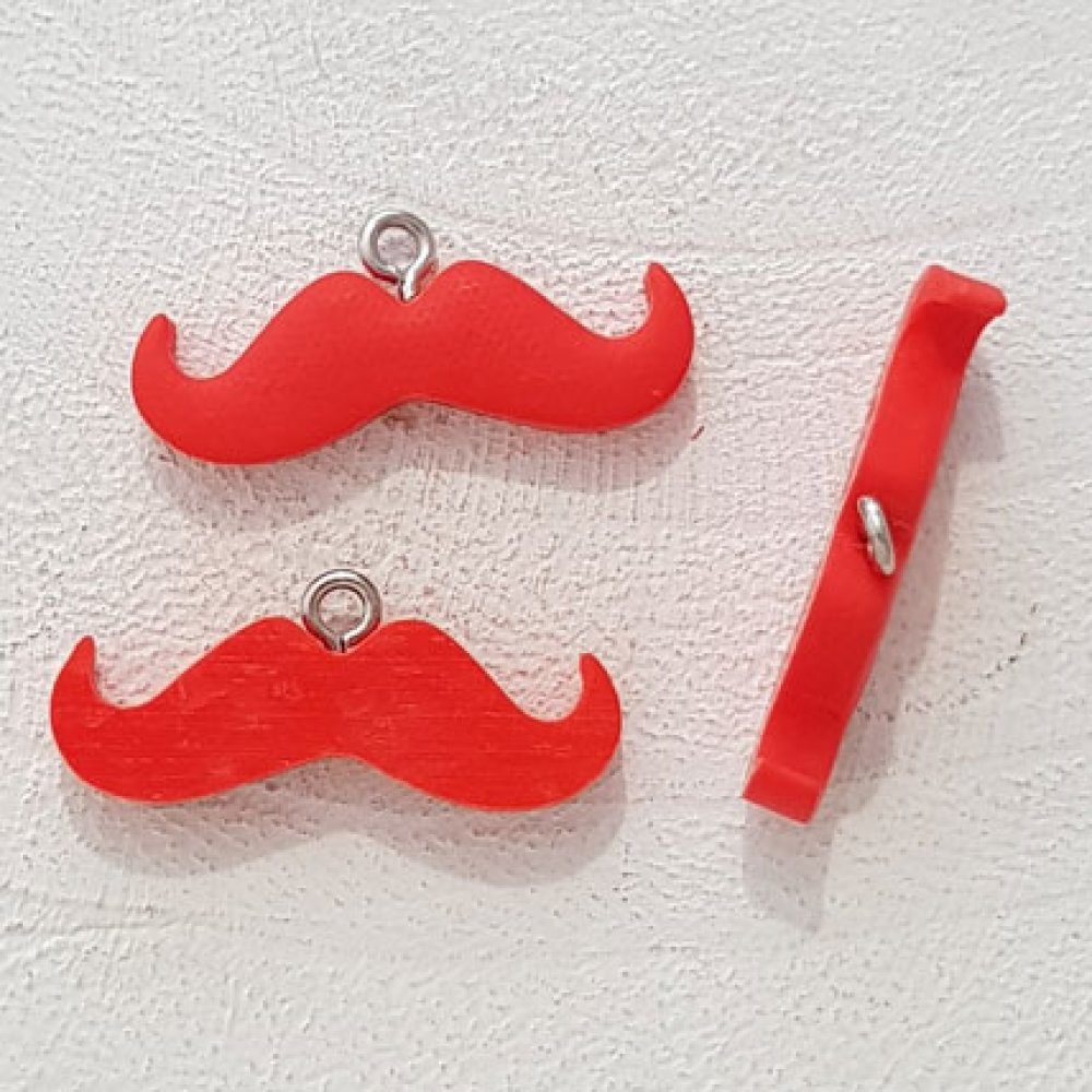 Hängande Moustache N°05 Röd