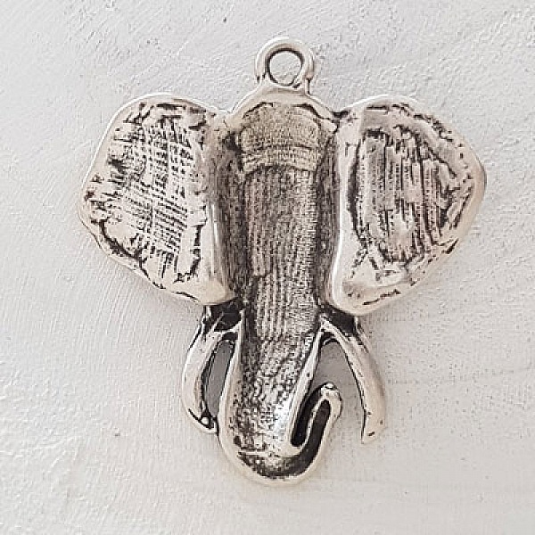 Elefant charm N&deg;08
