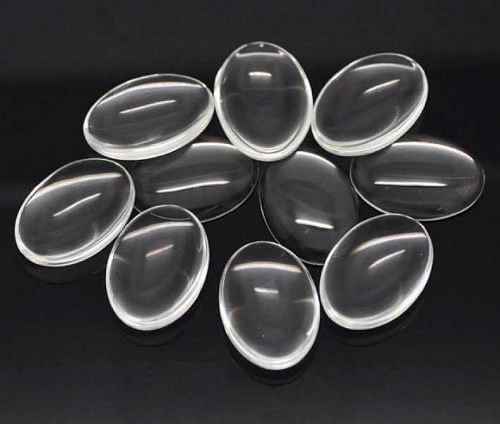 Oval cabochon 25 x 35 mm i klart glas N&deg;20