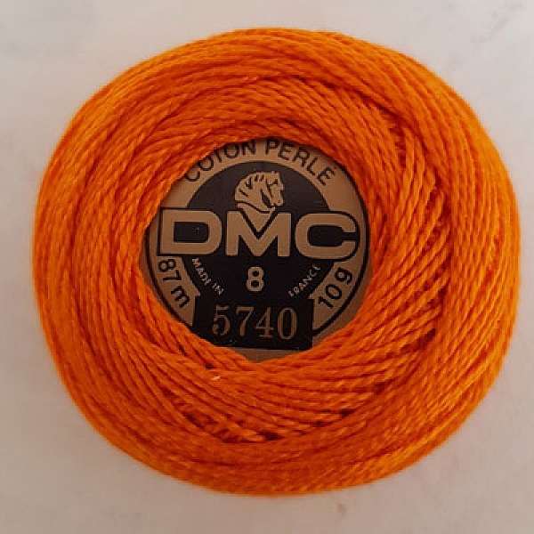 Broderi bomullsp&auml;rlor p&aring; en spole, DMC nr 8 - 10 g
