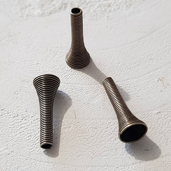 Spiralformad kotte N&deg;02 X 2 stycken koppar.