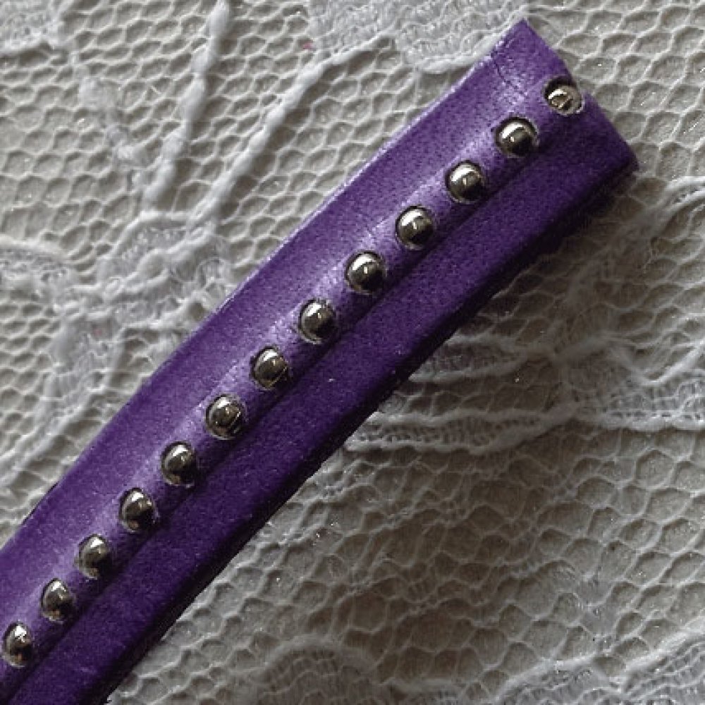 10 mm lila bollskinn med nickelfri bollkedja per 20 cm