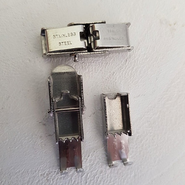 Lila l&auml;der 06 mm Swarovski strass per 20 cm