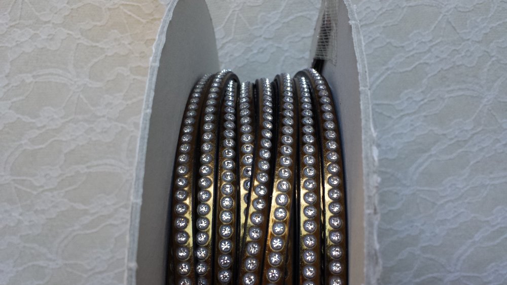 Läder brons spegel 06 mm Swarovski Strass per 20 cm